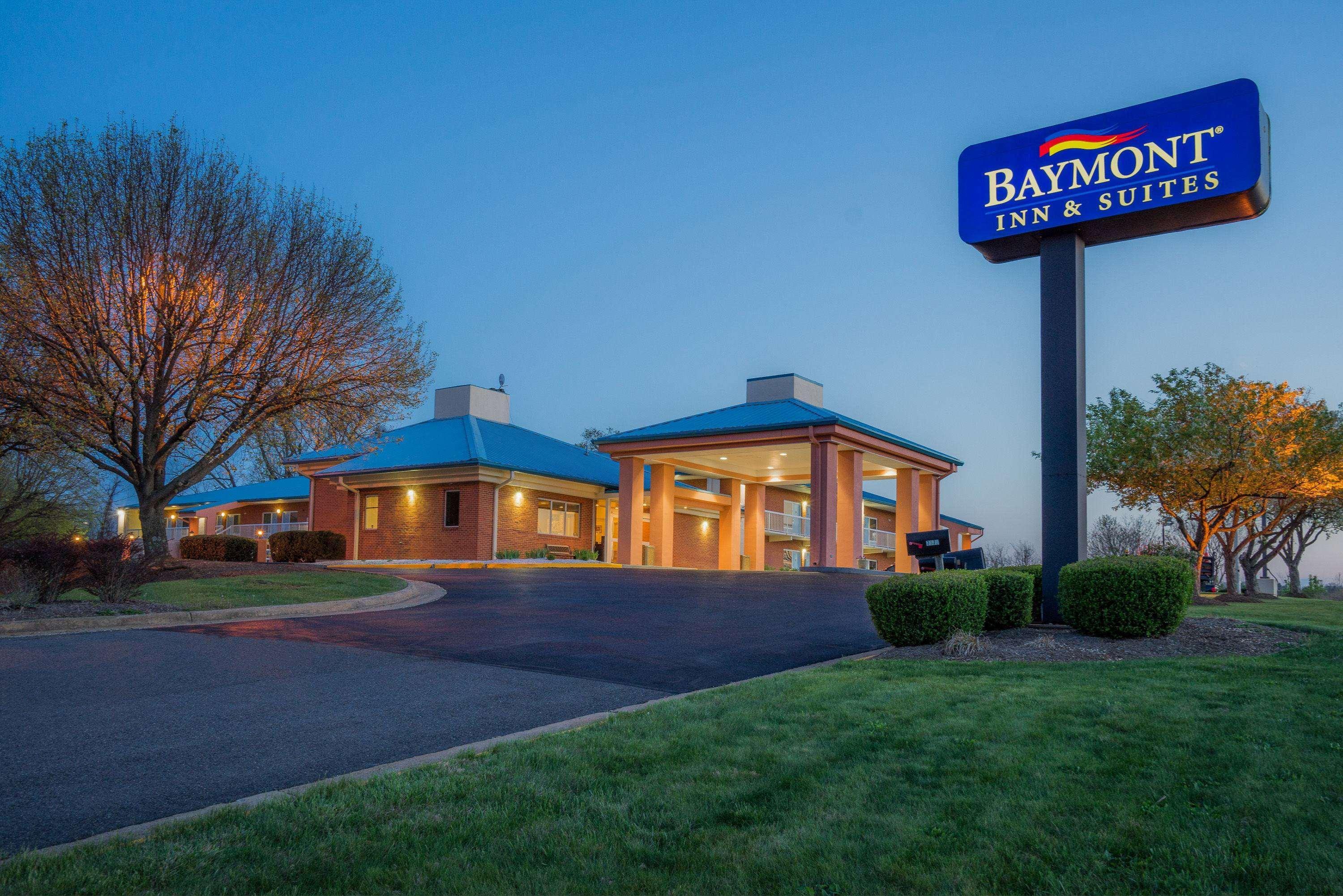 Baymont By Wyndham Warrenton Hotel Exterior foto